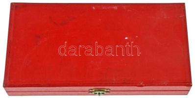 ~1970. "LKM (Lenin Kohászati Művek) Diósgyőr" bronz plakett eredeti tokban (145x157mm) T:A...