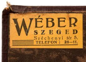 Erotikus fotónegatívok gyűjteménye: összesen kb. 900 db negatív, 50 lapos negatívtartó albumban, az ...