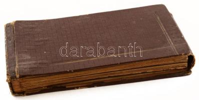 Erotikus fotónegatívok gyűjteménye: összesen kb. 900 db negatív, 50 lapos negatívtartó albumban, az ...