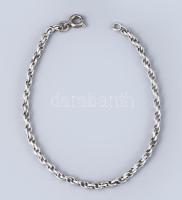 Ezüst (Ag) duplaszemes karkötő, jelzett, h: 19 cm, nettó: 3,6 g