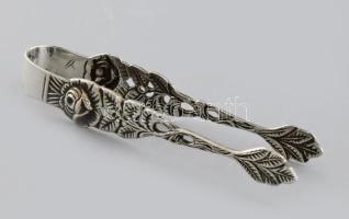 Ezüst (Ag) bécsi rózsás cukorcsipesz, jelzett, h: 8 cm, nettó: 14 g