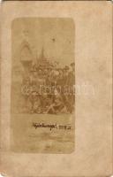 1913 Vajdahunyad, Hunedoara; gyerekek a vár előtt / children in front of the castle. photo (EB)