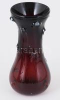 Rubinszínű szakított üveg bütykös váza, jelzett, hibátlan, m: 22 cm