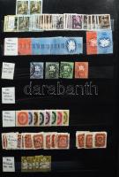 Többpéldányos rendező az 1945-1958 közötti időszakból, 12 vastag fekete lapos A4-es berakóban