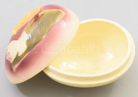 Körmöcbánya tojás alakú bonbonier, tojásból kikelt csibe alakjával díszítve. 1890 körül, mázas kőedé...