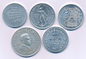 1948. "Magyar Állami Pénzverő / Budapest Nemzetközi Vásár" kétoldalas Al emlékérem (32,5mm) + 1974. "DOMUS Lakberendezési Áruház" kétoldalas Al zseton (30mm) + 1977. "OTP Világtakarékossági nap / KARAVÁN Magyar Camping Club" kétoldalas Al emlékérem (32,5mm) + DN "Szentivánéji Álom" kétoldalas Al zseton (37mm) + DN "Szentendrei Emlék / BÁV" kétoldalas Al emlékérem (32mm) T:AU-VF