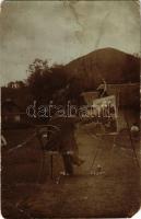 Nagybánya, Baia Mare; festő a szabadban, munka közben, festmény / painter in work, painting. photo (EM)