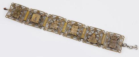 Ezüstözött karkötő, francia épületek ábrázolásával, h: 16 cm
