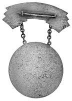 1951. "Kohászati Miniszter - Sztálin Vasmű Emlékérem" részben zománcozott Fe kitüntetés T:...