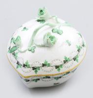 Herendi petrezselyemlevél mintás szív alakú bonbonier, rózsa fogóval, jelzett, hibátlan, 14x12,5 cm