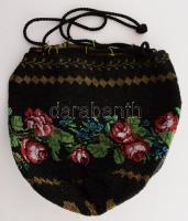 Gyöngyfűzött szütyő, m: 20 cm