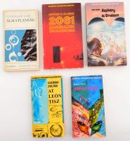 5 db sci-fi könyv - Álmatlanság; Atleóntisz; Tükörajtó a tengerben; 2061 harmadik űrodisszeia; Alapítvány és birodalom. Kiadói papírkötés, kopottas állapotban.