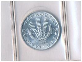 1983. 20f Al + 5Ft Ni + 10Ft Ni "FAO" sor, eredeti műbőr tokban, tanúsítvánnyal T:UNC
Ada...