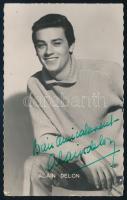 Alain Delon (1935-) francia színész aláírása az őt ábrázoló képeslapon / Autograph signature of Alai...