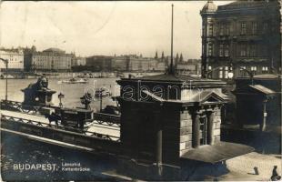 1914 Budapest I. Lánchíd budai hídfője a vámházakkal, Önsegélyző Takarékpénztár, Gessler málnaszörp reklámja, könyvnyomda, gőzhajók. photo (gyűrődés / crease)