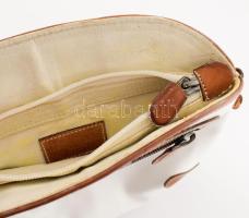 cca 1985 Yves Saint Laurent bőr táska, használt állapotban, 19x23 cm