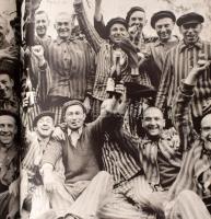 David Boyle: Der Zweite Weltkrieg. Eine Chronik in Bildern. Köln, én., Naumann &amp; Göbel. Néme...