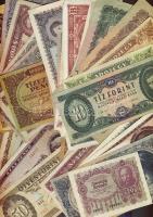 72db klf magyar bankjegy korona-, pengő-, forint-időszakból jobbakkal, Adamovszky-katalógus alapján rendezve, variánsokkal T:II,II/III,III