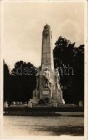 1932 Debrecen, a 39. gyalogezred hősi halottainak emlékoszlopa