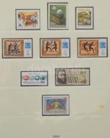 Lindner falcmentes előnyomott magyar albumrész 2003-2006 fekete gyűrűs borítóval, tokkal, benne hián...