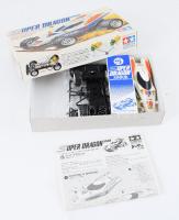1983 Super Dragon Junior 1/32 japán makett autó, leírással, dobozában.