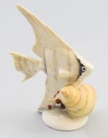 Hollóházi porcelán hal, kézzel festett, jelzett, minimális lepattanással, m: 15 cm