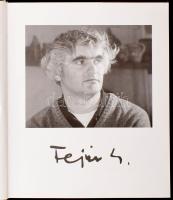 Dr. Varga Katalin: Fejér Csaba. Hódmezővásárhely, é.n., egészvászon kötés, papír védőborítóval. Fejé...
