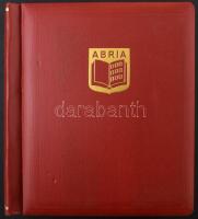 Olaszország tartalmas gyűjtemény, 3.800 bélyeg előrajzolt albumban, főleg bélyegzett anyag rengeteg ...