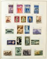 Olaszország tartalmas gyűjtemény, 3.800 bélyeg előrajzolt albumban, főleg bélyegzett anyag rengeteg ...