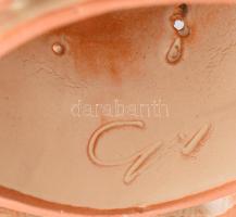 Gerencsér Anna: kerámia hölgy figura virággal, jelzett, kis kopással, m: 17 cm