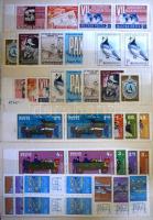 Hagyaték: főleg modern magyar bélyegek berakókban, borítékokban, dobozokban, néhány üres berakó, FDC...