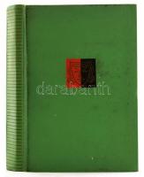 1973 Moszkvai látogatás emlékalbuma, 24 db fekete-fehér fotóval, kissé kopott egészvászon-kötésben, ...