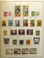 Finnország, Aland tartalmas gyűjtemény, 2.380 bélyeg előrajzolt albumban, főleg bélyegzett anyag ren...