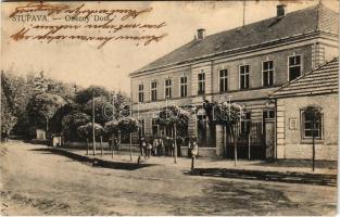 Stomfa, Stampfen, Stupava; Obecny Dom / községháza / town hall (EK)