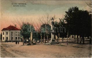 Tótmegyer, Slovensky Meder, Palárikovo; Artézská studnica / Artézi forrás, kút, tér, szobor / spring, square, monument (ázott / wet damage)
