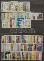 Virág motívum gyűjtemény az egész világból, kb 5.500 bélyeg rengeteg postatiszta teljes sorral, jó é...