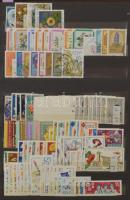 Virág motívum gyűjtemény az egész világból, kb 5.500 bélyeg rengeteg postatiszta teljes sorral, jó é...