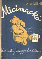 Milne, A[lan] A[lexander]: Micimackó. Fordította Karinthy Frigyes. Ernest H. Shepard képeivel. (Budapest, 1956). (Kossuth Könyvkiadó - Athenaeum Ny.) 123 + [1] p. Oldalszámozáson belül Ernest H. Shepard angol grafikusművész szövegközti és egész oldalas illusztrációival. A. A. Milne (1882-1956) angol író klasszikus novellaciklusa eredeti nyelven először folyóirat-folytatásokban jelent meg, könyv alakban pedig először 1926-ban, "Winnie-the-Pooh" címmel. A rendkívül sok angol utalást tartalmazó regény magyar átdolgozása Karinthy Frigyes műve, az első magyar kiadás 1935-ben látott napvilágot. Háború utáni Micimackó-kiadásunk az 1956-ban Szikra Kiadóról Kossuth Könyvkiadóra átnevezett könyves műhely első évének fontos terméke. Az első előzéken régi tulajdonosi bejegyzés. Példányunk fűzése a címlap előtt meggyengült, egy levélen kisebb szakadás, néhány levél sarkán apró, a szövegtükröt nem érintő hiány, néhány oldalon gyermekrajz, a levelek alsó sarkán apró, halvány vízfoltosság. Színes, illusztrált, enyhén kopott, kissé sérült kiadói félvászon kötésben, a hátsó kötéstáblán apró foltossággal. Jó példány.