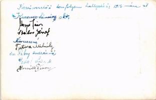 1956 Budapest, villamosvezetői tanfolyam hallgatói, hátoldalán nevekkel, villamos. photo (EK)