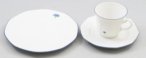 Kosta Boda egyszemélyes reggeliző szett, csésze alátéttel és desszertes tányér, jelzett, hibátlan, d: 19 cm