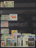 Mezőgazdaság motívum gyűjtemény, kb. 1.400 klf bélyeg 2 db A/4 berakóban