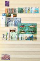 Halak motívum gyűjtemény sok tengeren túlival, kb. 1.550 klf bélyeg 2 db A/4 berakóban