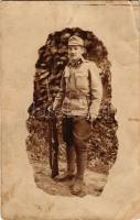 1915 Első világháborús osztrák-magyar katona, dióverő puskával / WWI Austro-Hungarian K.u.k. military, soldier with rifle. photo (Rb)