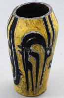 Gorka Lívia sárga-fekete mintás váza. Jelzett, lepattanással, lefűrészelt, m: 19 cm