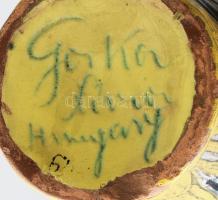 Gorka Lívia sárga-fekete mintás váza. Jelzett, lepattanással, lefűrészelt, m: 19 cm