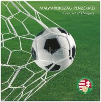 2021. 5Ft-200Ft (6xklf) forgalmi sor + "2021 "Hajrá Magyarok! / Magyar Labdarúgó Szövetség" Cu-Ni-Zn emlékérem (29mm) közös dísztokban T:BU,PP