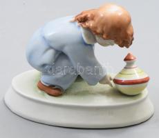Zsolnay búgócsigás lány Terv: Sinkó. Kézzel festett, jelzett, hibátlan 16x12 cm