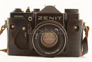 cca 1980 Zenit TTL fényképezőgép, Helios-44M-4 1:2 f=58 mm objektívvel