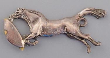 Ezüst (Ag) lovas medál, jelzett, h: 5 cm, nettó 7,4g