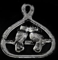 Kosta Boda madárpárt ábrázoló öntött üveg függő dísz, jelzés nélkül, hibátlan, 16x15 cm